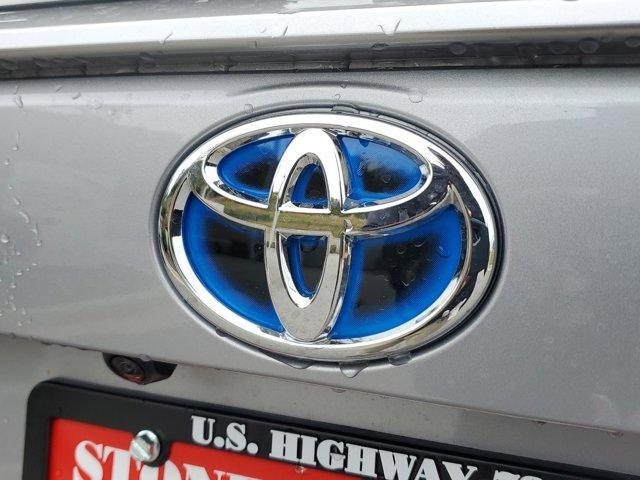 new 2024 Toyota RAV4 Hybrid car