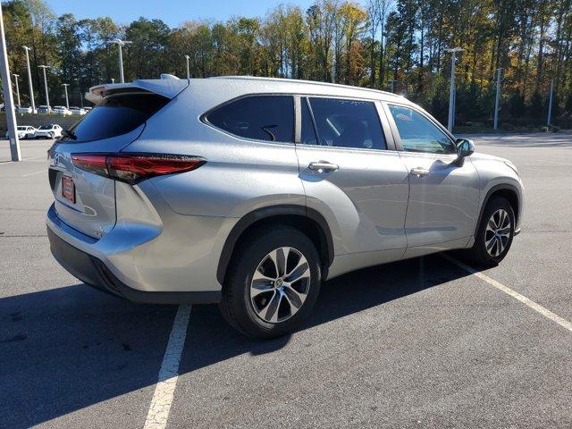 used 2023 Toyota Highlander car, priced at $35,383