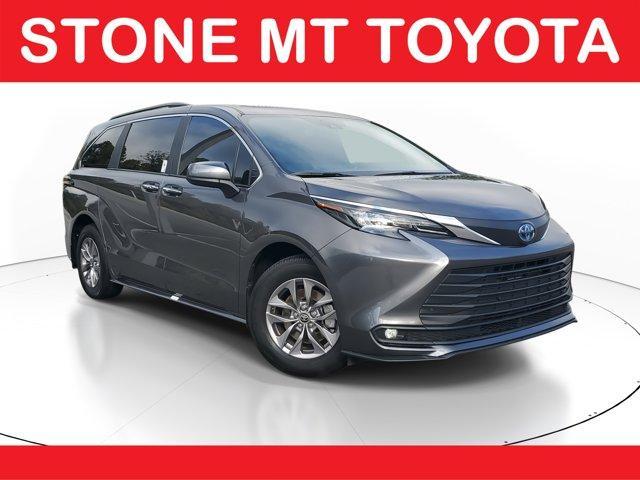 used 2025 Toyota Sienna car, priced at $43,593