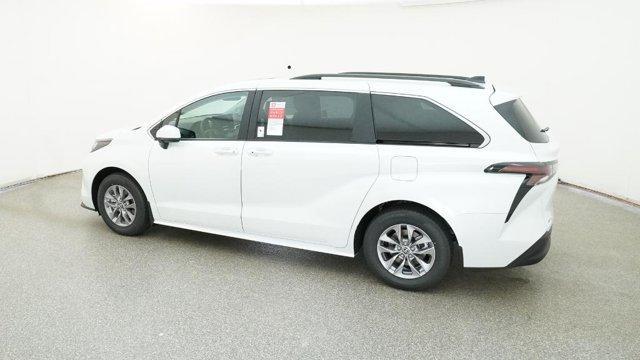 new 2025 Toyota Sienna car