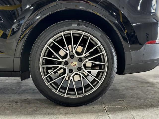 used 2019 Porsche Cayenne car, priced at $37,995