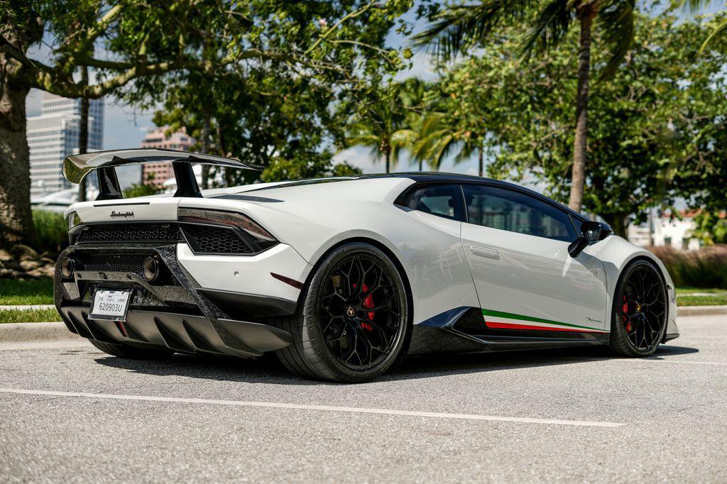 used 2018 Lamborghini Huracan car, priced at $279,991