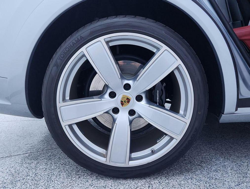 used 2021 Porsche Cayenne car, priced at $94,991