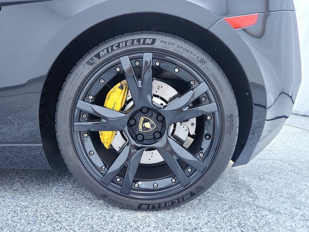 used 2006 Lamborghini Gallardo car, priced at $98,991
