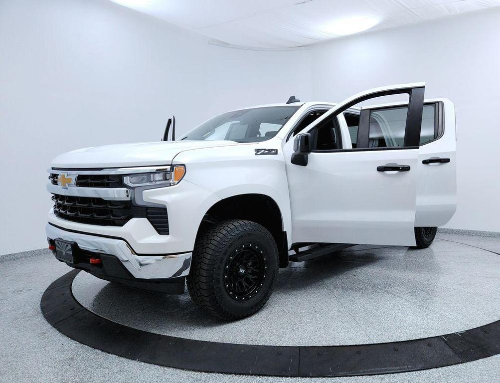 used 2024 Chevrolet Silverado 1500 car, priced at $37,991