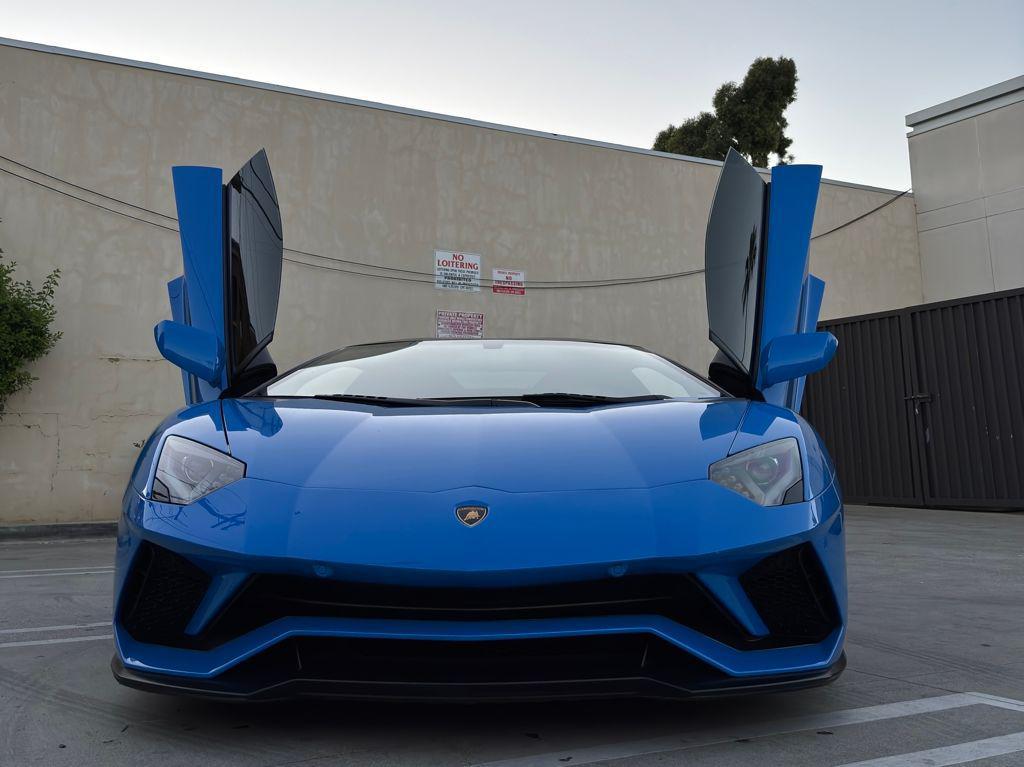 used 2019 Lamborghini Aventador S car, priced at $463,991