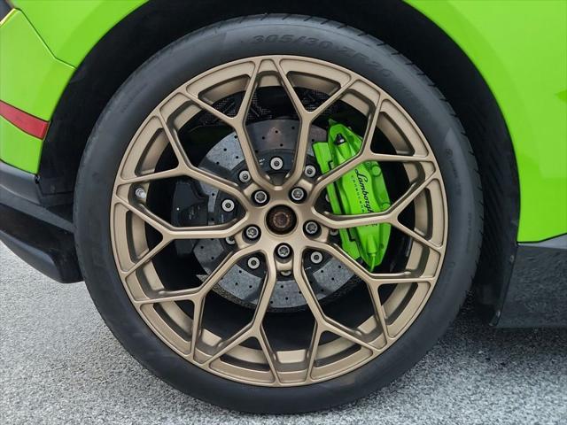used 2019 Lamborghini Huracan car, priced at $324,991