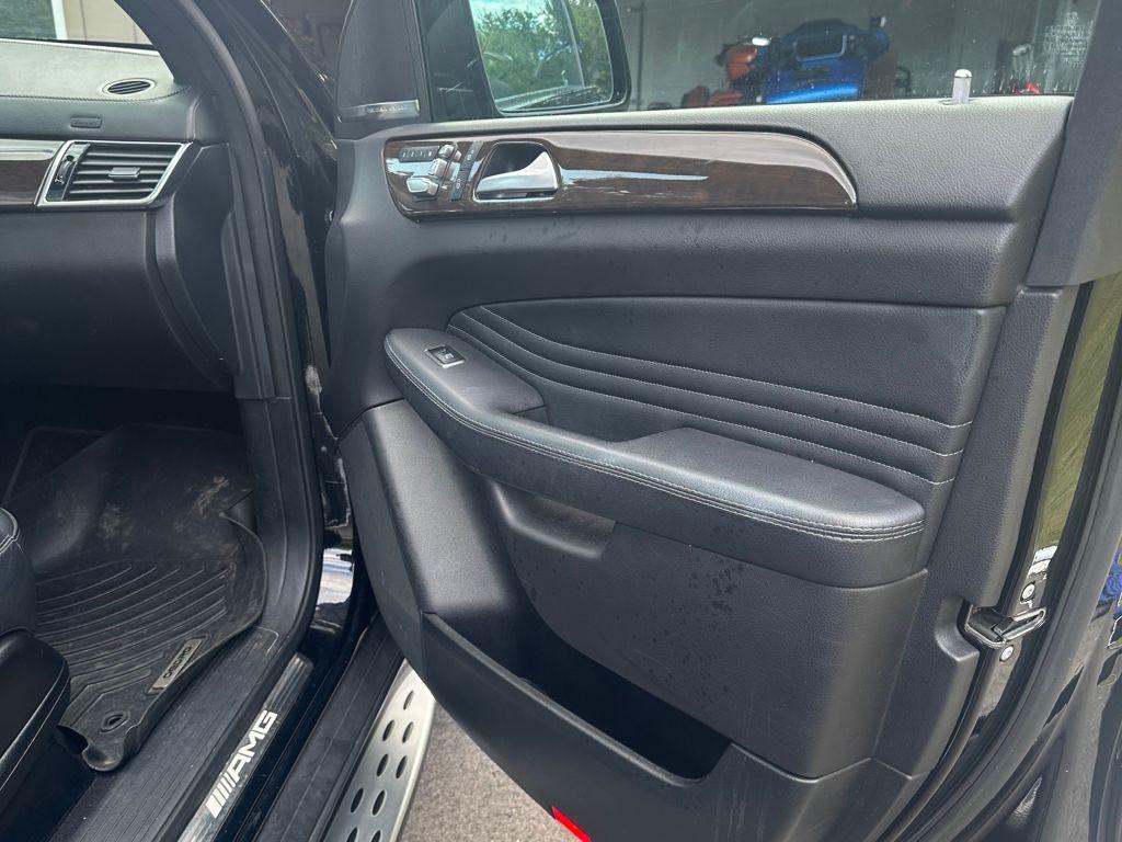 used 2019 Mercedes-Benz AMG GLE 43 car, priced at $39,991