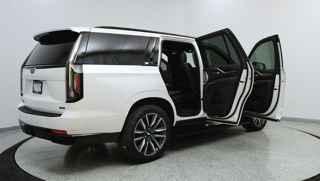 used 2022 Cadillac Escalade car, priced at $71,991