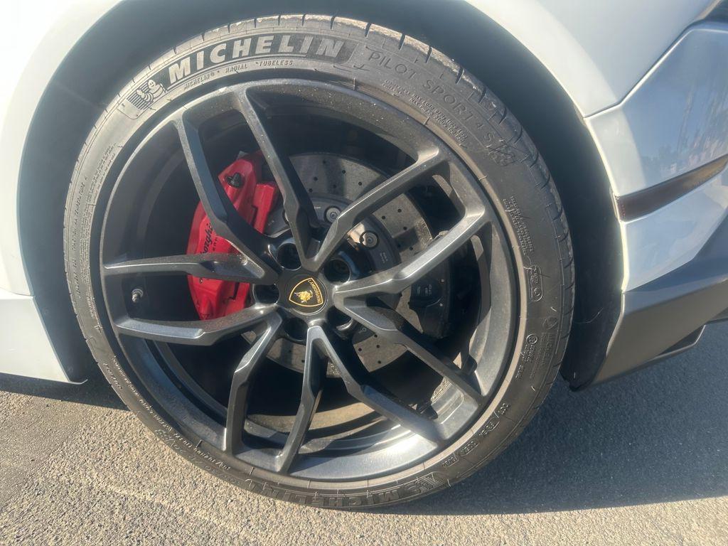 used 2015 Lamborghini Huracan car, priced at $169,991