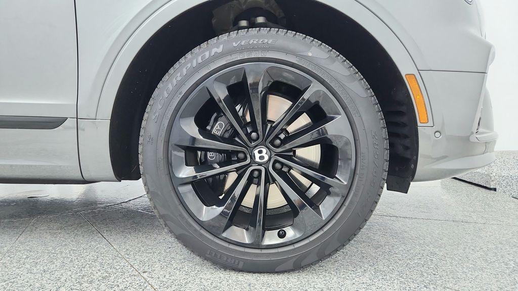 used 2022 Bentley Bentayga car, priced at $144,691