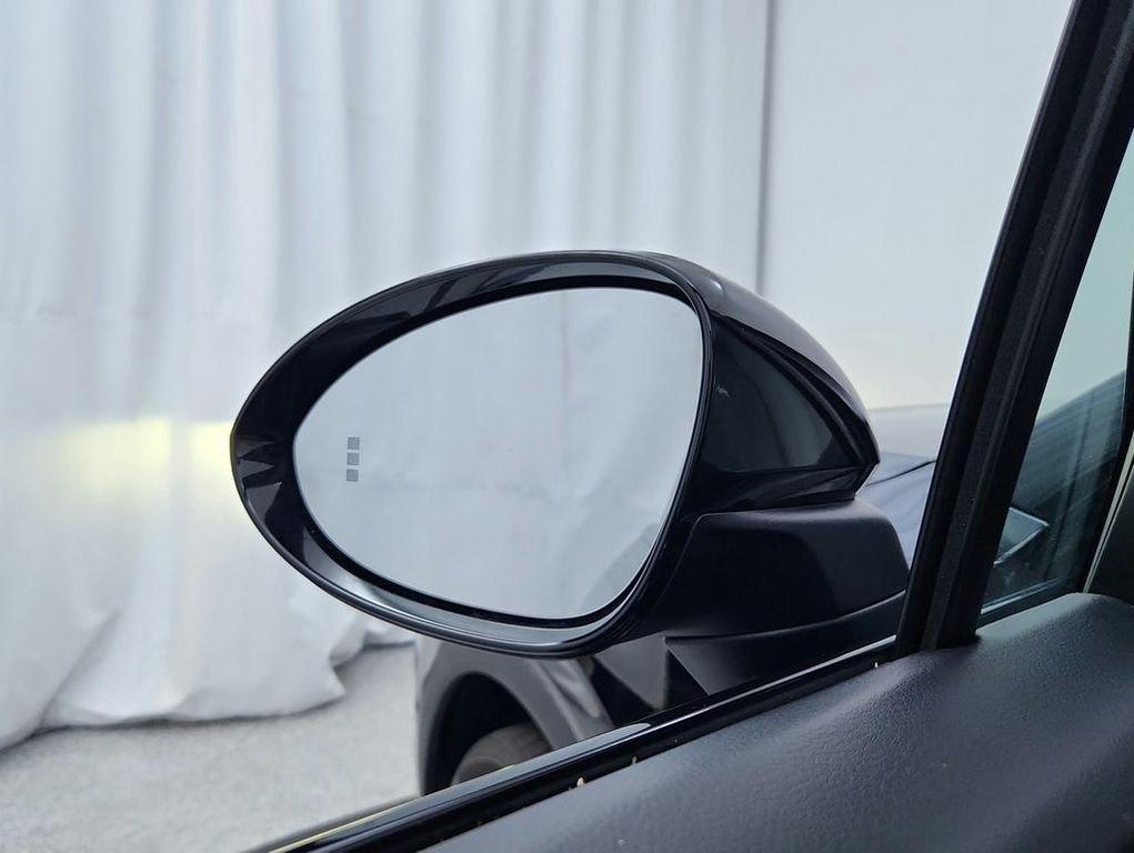 used 2021 Porsche Cayenne car, priced at $49,991