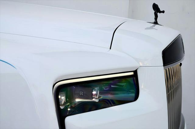 used 2025 Rolls-Royce Cullinan car, priced at $559,991