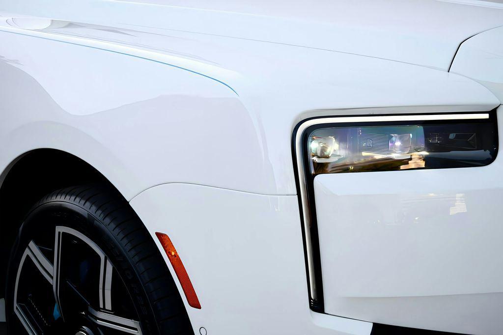 used 2025 Rolls-Royce Cullinan car, priced at $499,991