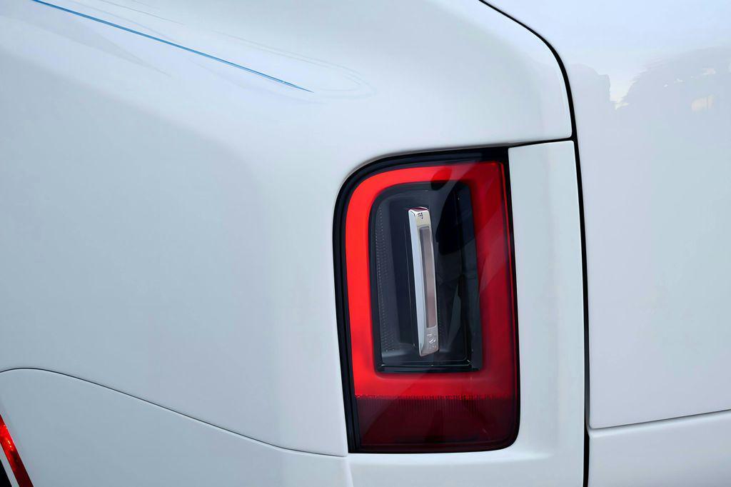 used 2025 Rolls-Royce Cullinan car, priced at $499,991