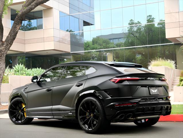 used 2024 Lamborghini Urus car, priced at $284,991