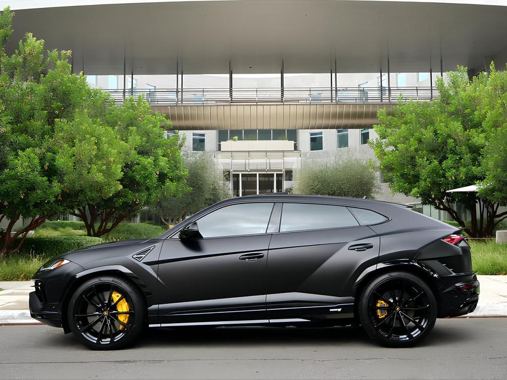 used 2024 Lamborghini Urus car, priced at $269,991