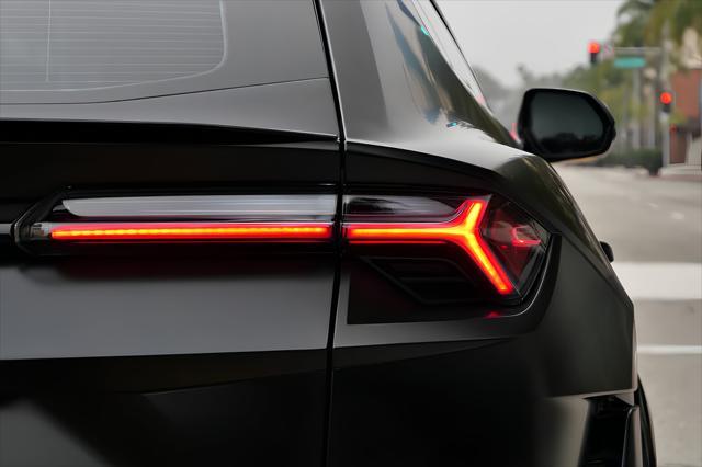 used 2024 Lamborghini Urus car, priced at $284,991