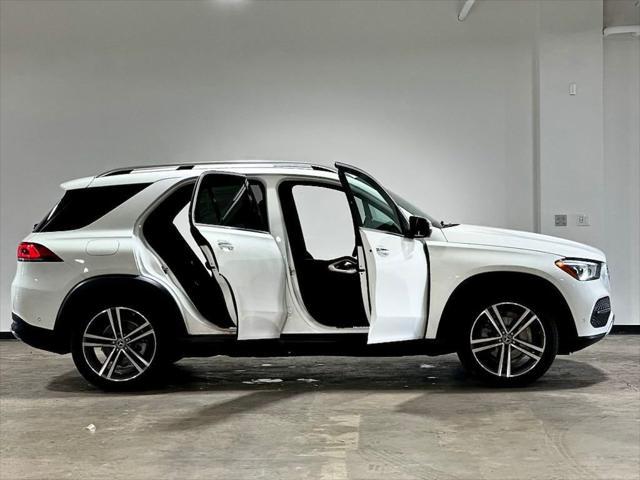 used 2022 Mercedes-Benz GLE 350 car, priced at $43,991