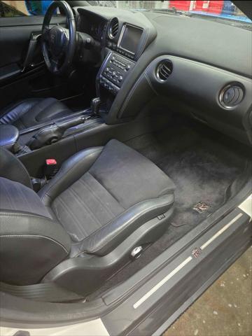 used 2016 Nissan GT-R car, priced at $89,991
