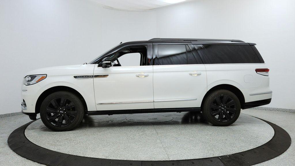 used 2023 Lincoln Navigator car, priced at $74,991