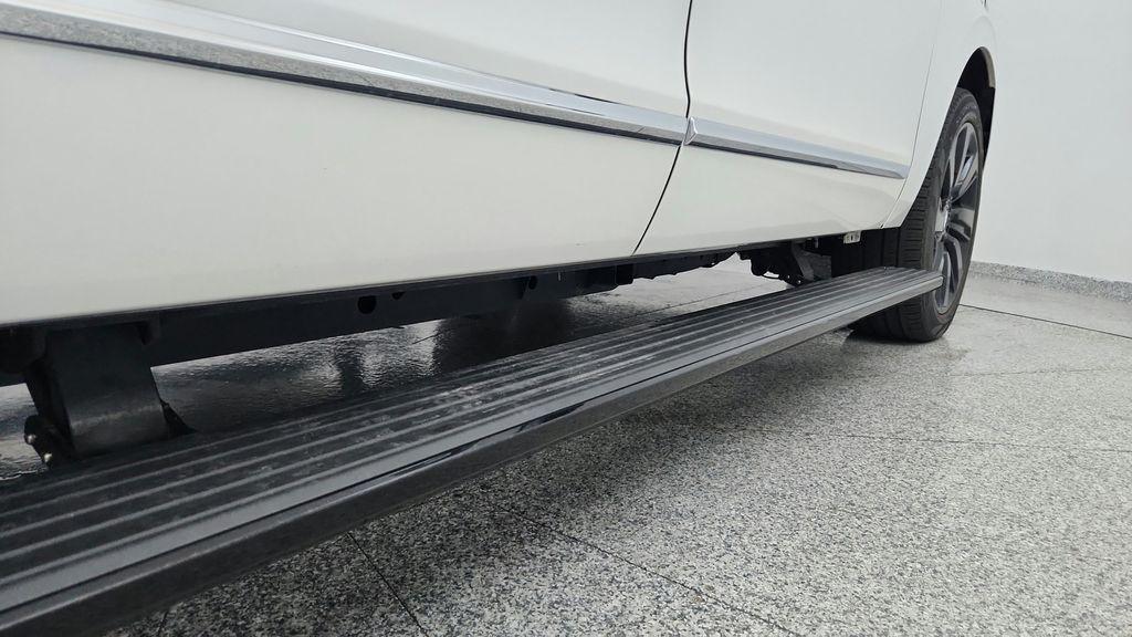 used 2023 Lincoln Navigator car, priced at $74,991