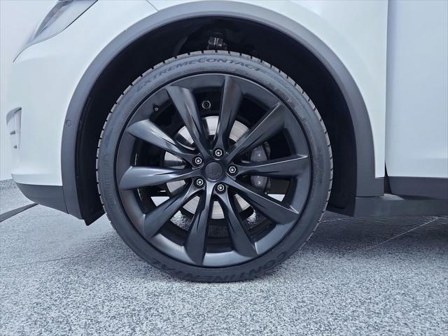 used 2020 Tesla Model X car, priced at $31,491