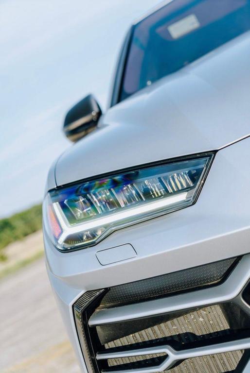 used 2022 Lamborghini Urus car, priced at $249,441