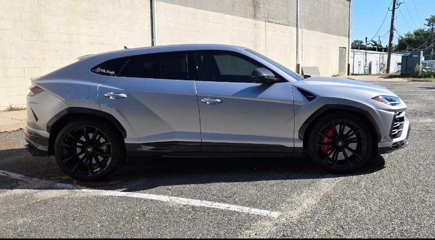used 2022 Lamborghini Urus car, priced at $244,991