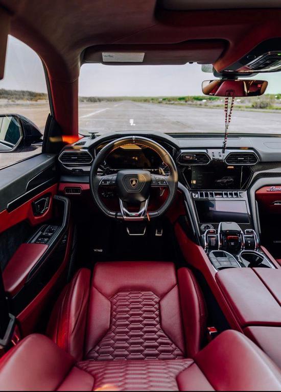 used 2022 Lamborghini Urus car, priced at $249,441