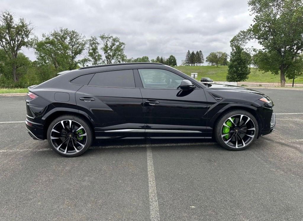 used 2019 Lamborghini Urus car, priced at $162,991