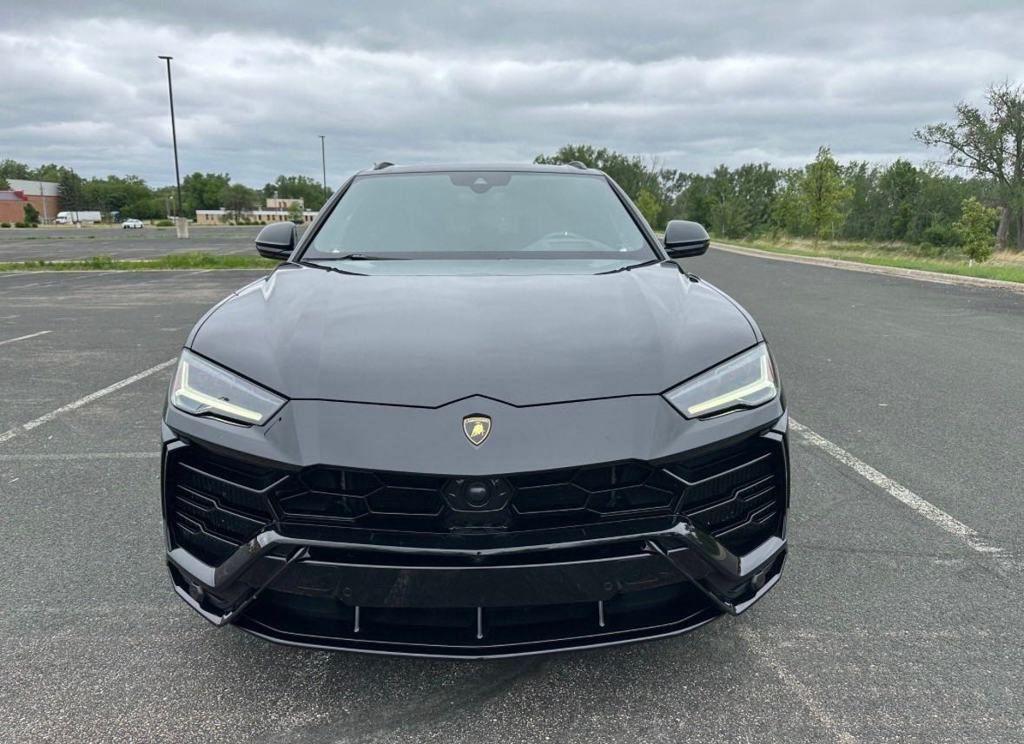 used 2019 Lamborghini Urus car, priced at $162,991