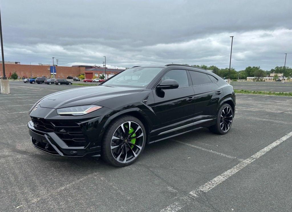 used 2019 Lamborghini Urus car, priced at $166,991