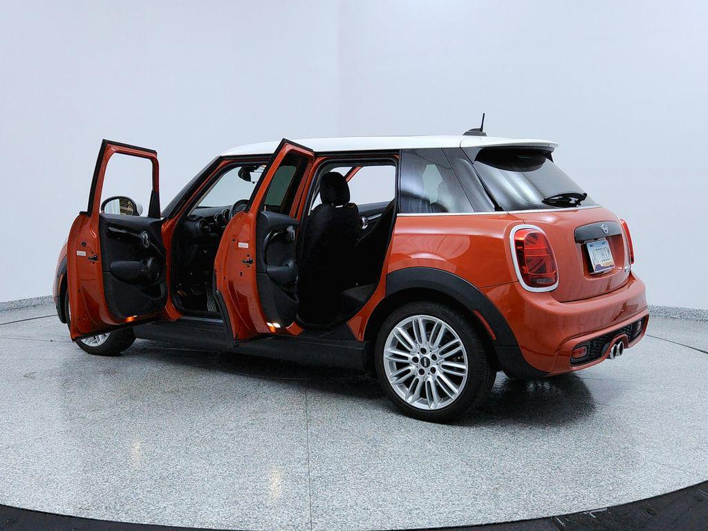 used 2021 MINI Hardtop car, priced at $22,991