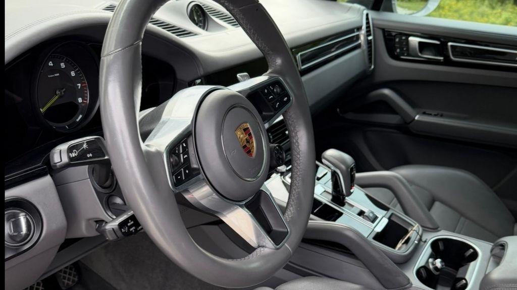 used 2022 Porsche Cayenne car, priced at $59,991