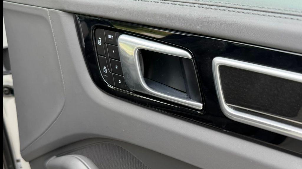 used 2022 Porsche Cayenne car, priced at $59,991