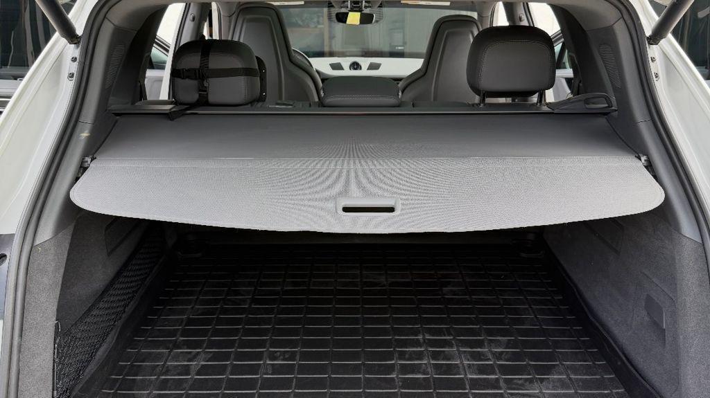 used 2022 Porsche Cayenne car, priced at $59,991