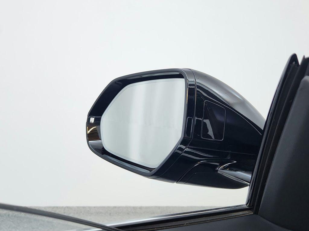 used 2022 Lamborghini Urus car, priced at $197,991