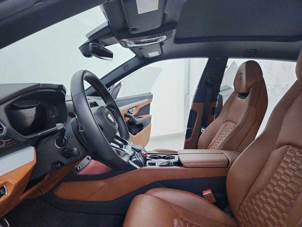 used 2022 Lamborghini Urus car, priced at $197,991