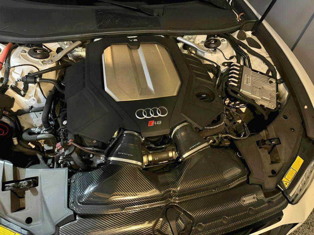 used 2021 Audi RS 6 Avant car, priced at $111,991