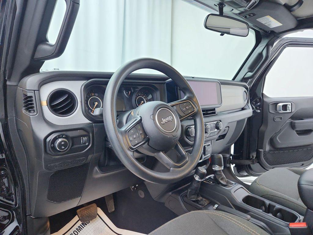 used 2025 Jeep Gladiator car, priced at $45,991