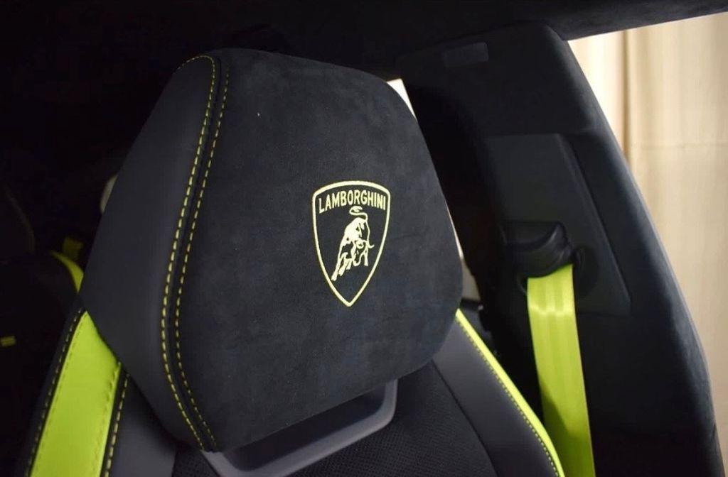 used 2023 Lamborghini Urus car, priced at $292,991