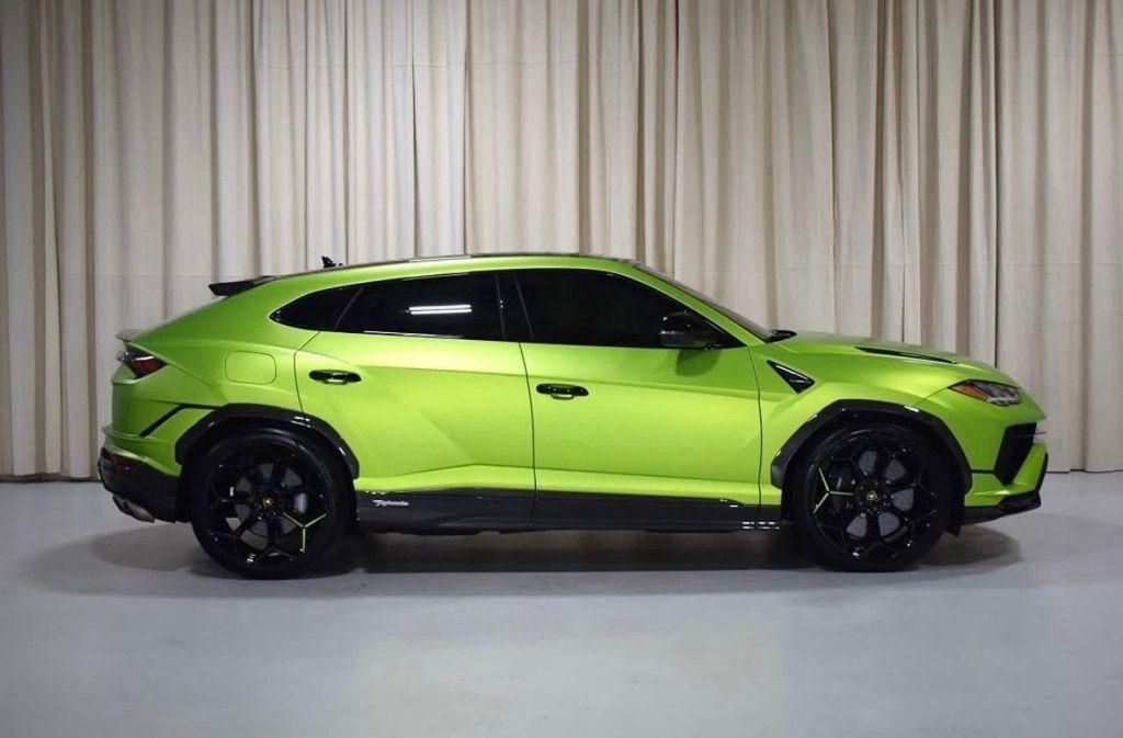 used 2023 Lamborghini Urus car, priced at $292,991
