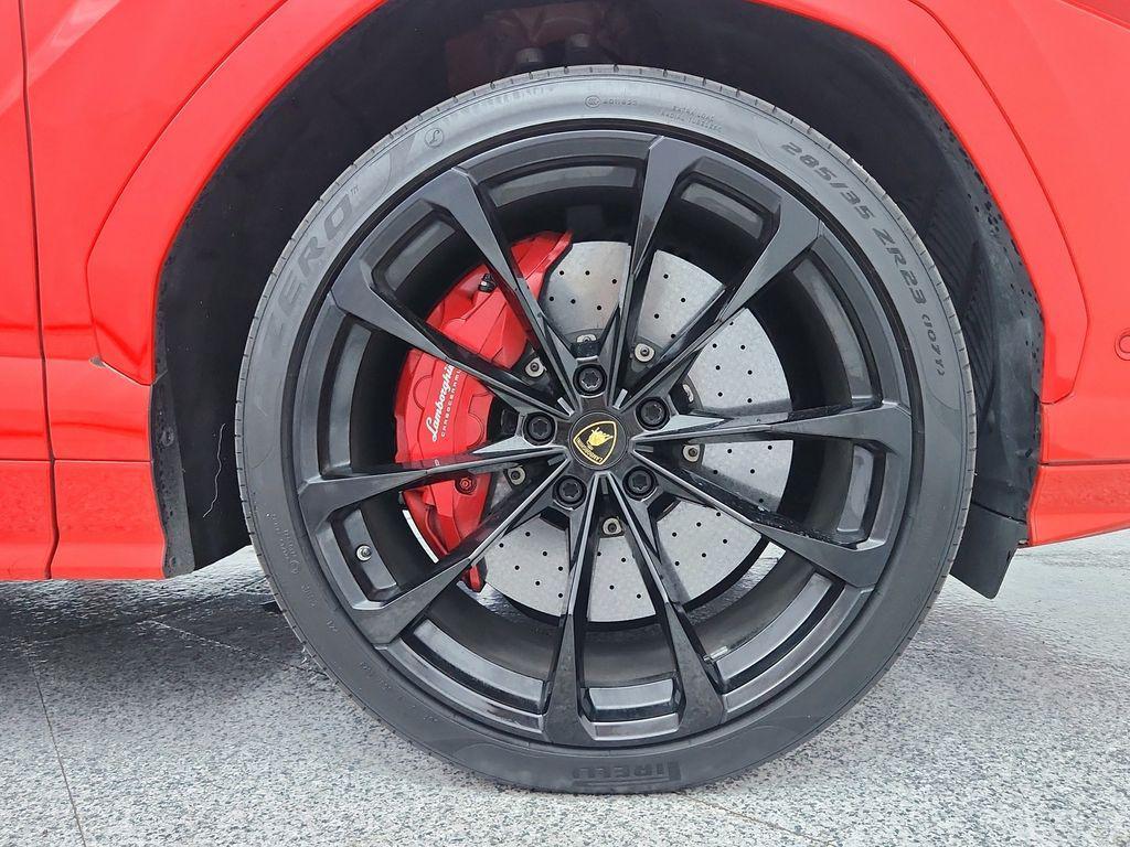 used 2019 Lamborghini Urus car, priced at $173,991