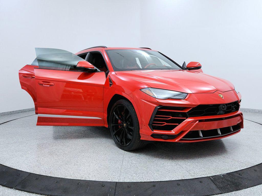 used 2019 Lamborghini Urus car, priced at $173,991