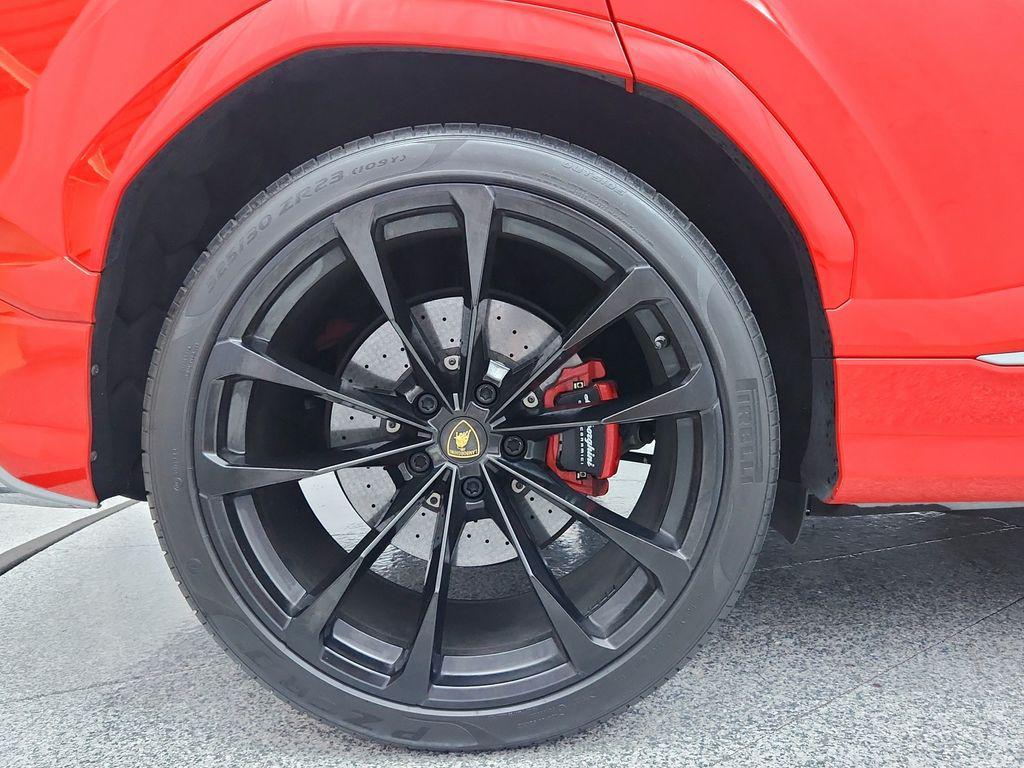 used 2019 Lamborghini Urus car, priced at $166,991