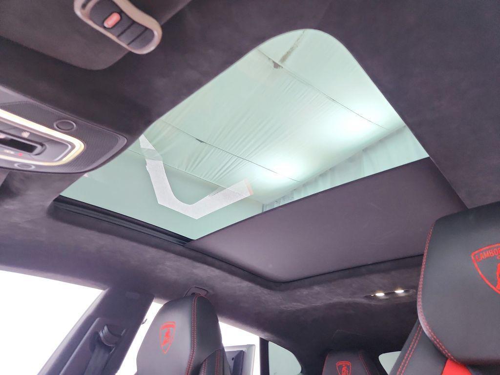 used 2019 Lamborghini Urus car, priced at $166,991