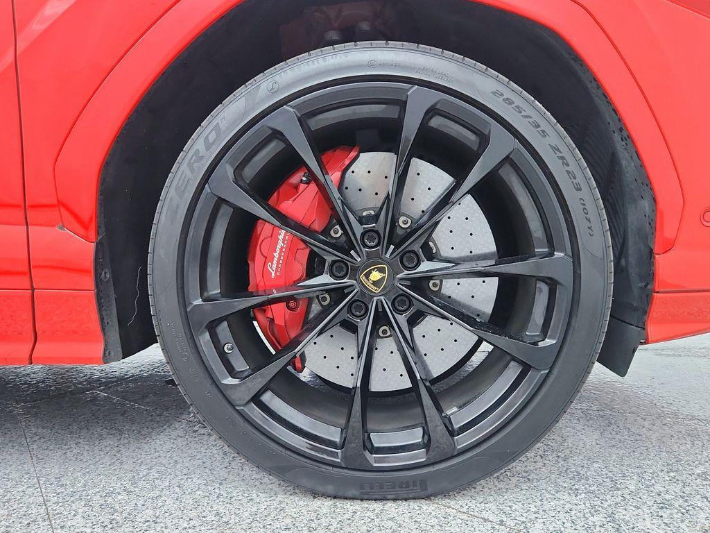 used 2019 Lamborghini Urus car, priced at $166,991