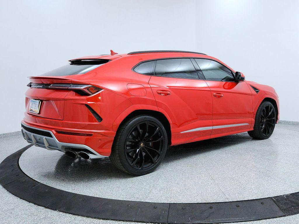 used 2019 Lamborghini Urus car, priced at $166,991