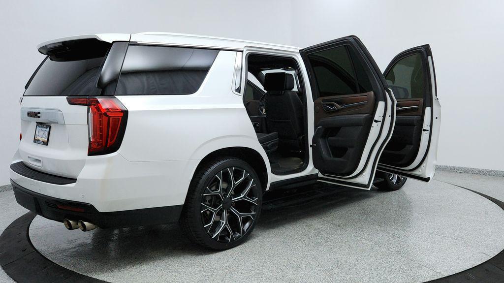 used 2021 GMC Yukon car, priced at $49,991